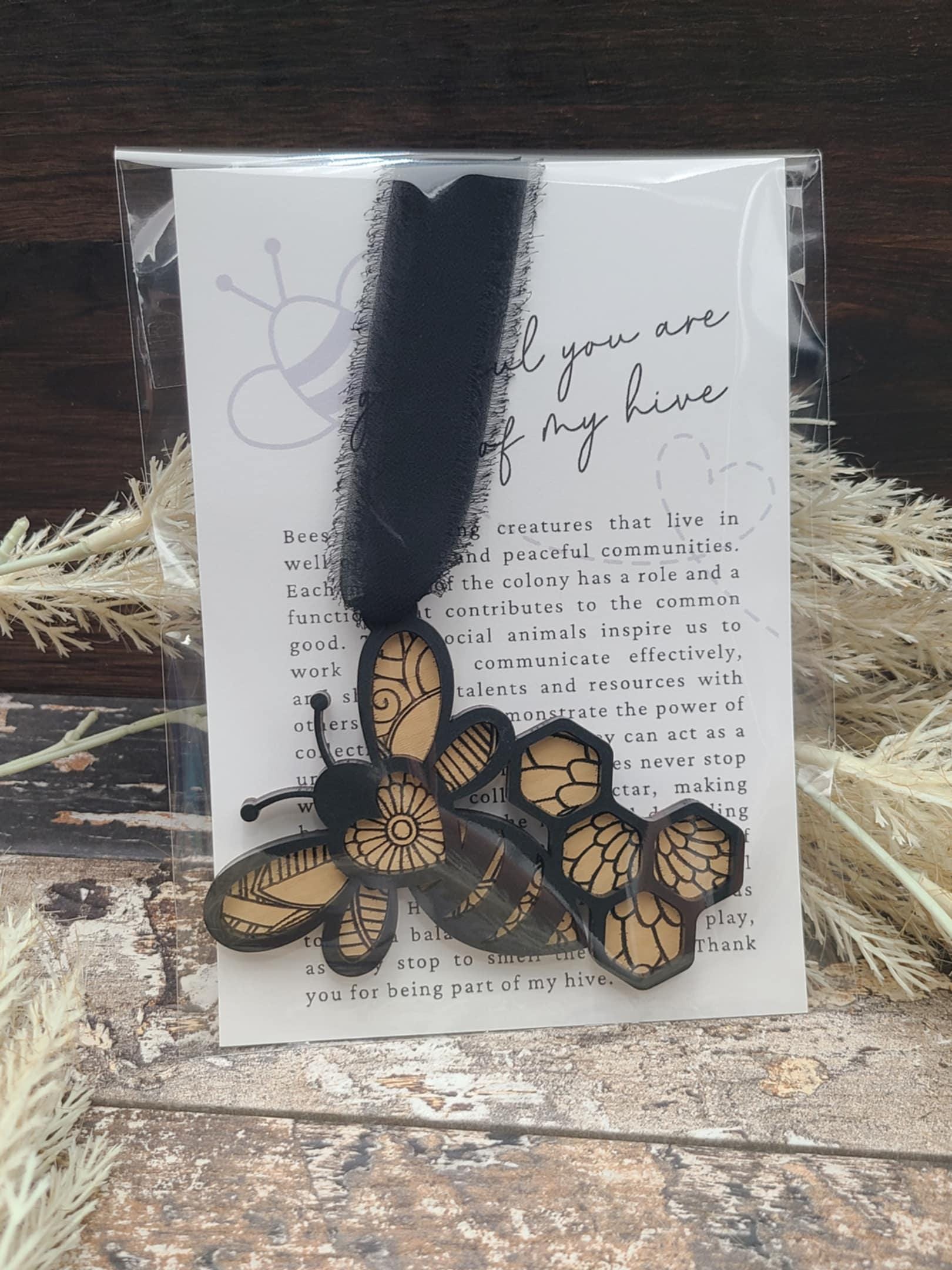Bee Wood Story Card Ornament "Thank you for being a part of my hive"