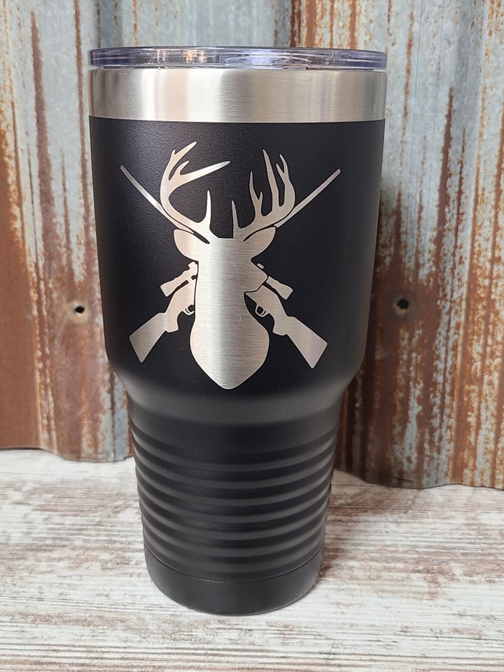 Deer hunting black 30 ounce tumbler